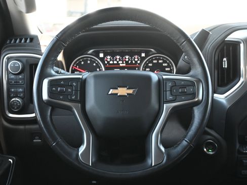Used 2022 Chevrolet Silverado 1500 LTZ w/ LTZ Premium Package AWD/4WD image 17