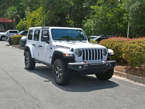 Used 2023 Jeep Wrangler Unlimited Rubicon w/ Cold Weather Group AWD/4WD image 6