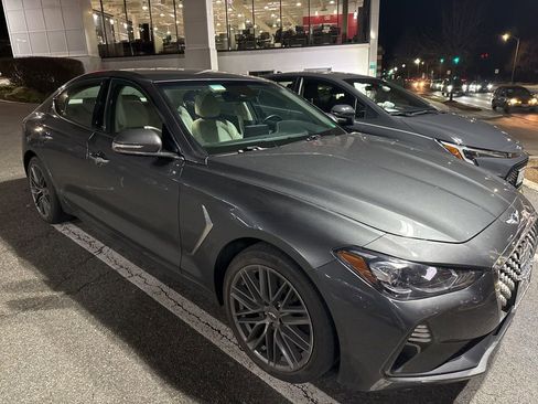 Used 2019 Genesis G70 2.0T Advanced image 1