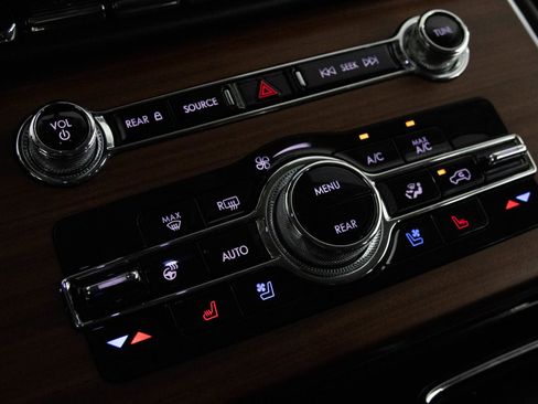 Used 2021 Lincoln Aviator Grand Touring w/ Equipment Group 302A image 22