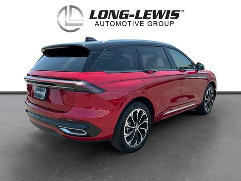 Certified 2024 Lincoln Nautilus Reserve w/ Equipment Group 202A AWD/4WD image 7