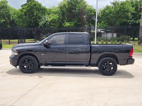 Used 2019 RAM 1500 Lone Star AWD/4WD image 3