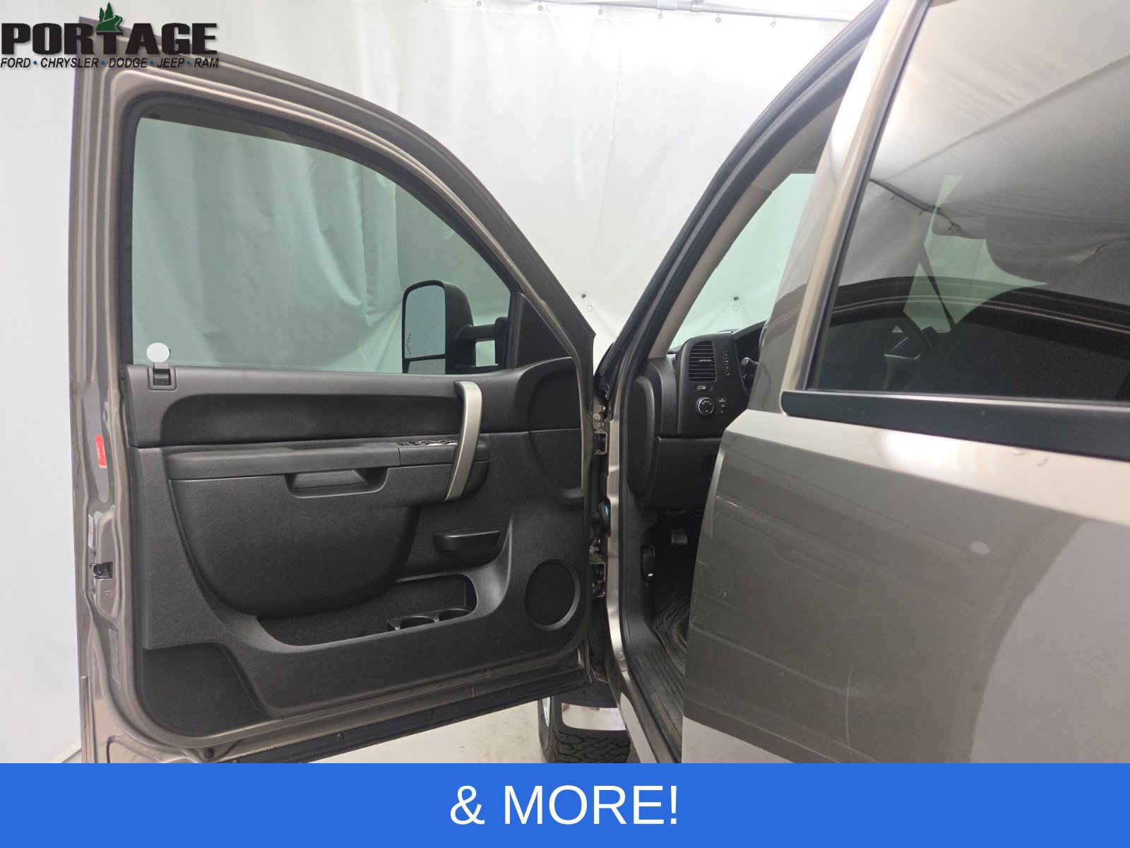 Used 2012 GMC Sierra 2500 SLE w/ SLE Preferred Package AWD/4WD image 15