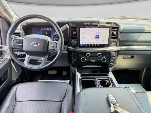 Used 2023 Ford F250 Lariat w/ Lariat Ultimate Package AWD/4WD image 24