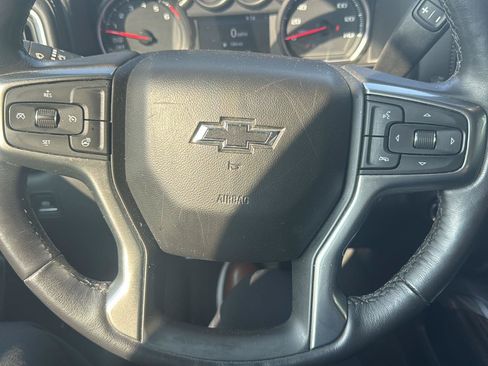 Used 2021 Chevrolet Silverado 1500 LT Trail Boss w/ Convenience Package II AWD/4WD image 12