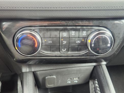 Certified 2024 Chevrolet TrailBlazer LT FWD image 18