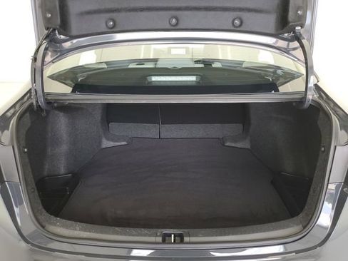 Used 2025 Toyota Corolla LE FWD image 11