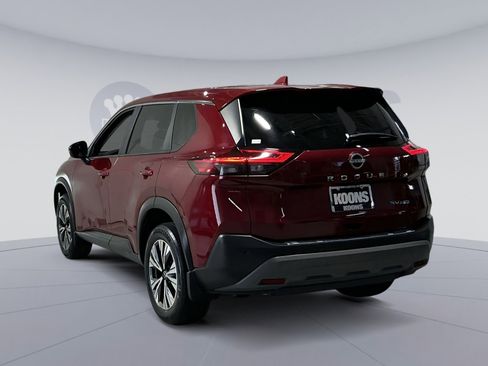 Used 2022 Nissan Rogue SV image 14