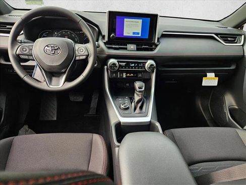 New 2025 Toyota RAV4 SE image 14