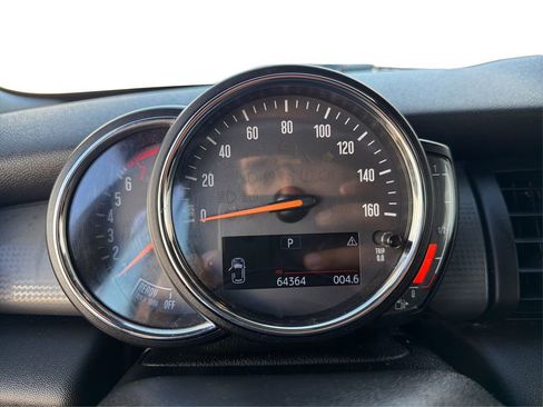 Used 2019 MINI Cooper Cooper image 17