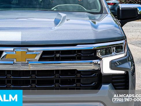 Used 2025 Chevrolet Silverado 1500 LT RWD image 15