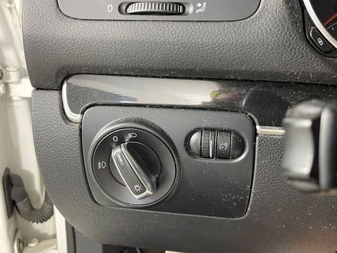 Used 2010 Volkswagen GTI 2-Door FWD image 10