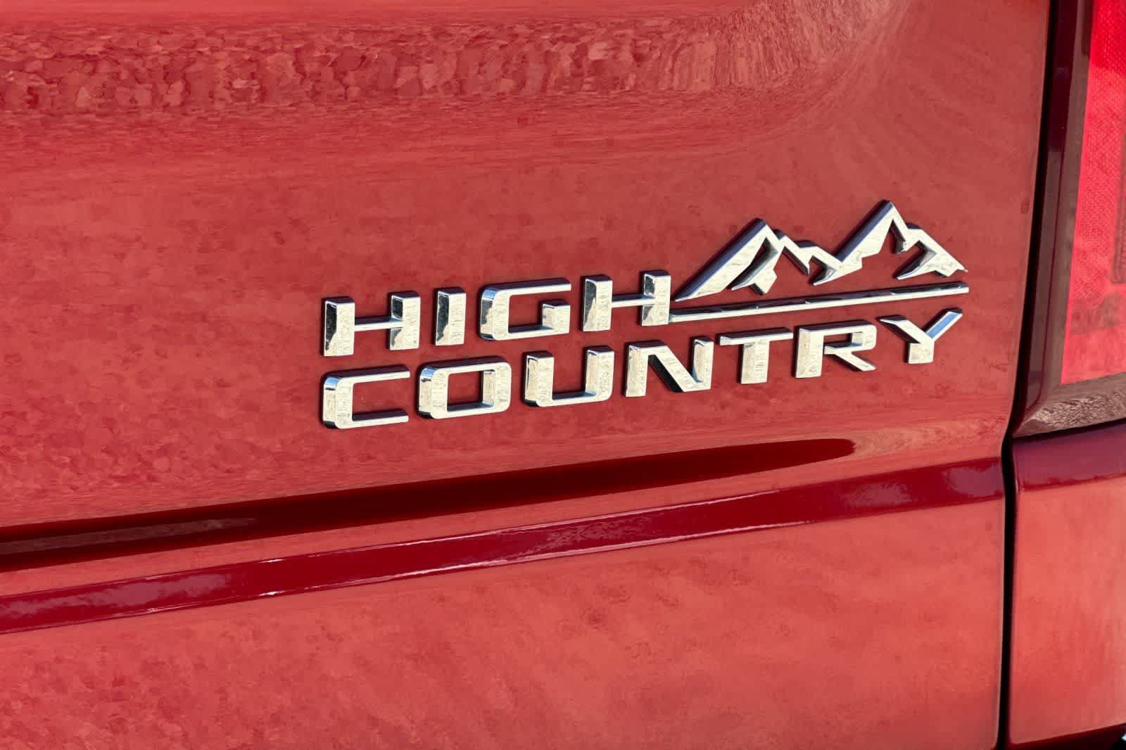 Used 2023 Chevrolet Silverado 1500 High Country w/ High Country Premium Package AWD/4WD image 17