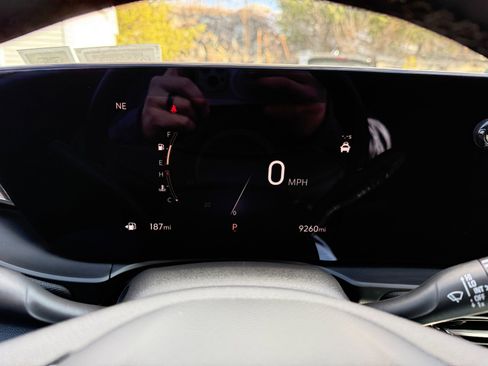 Used 2024 Buick Envista Sport Touring w/ Convenience I Package image 28