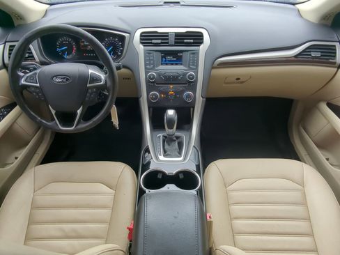 Used 2015 Ford Fusion SE w/ Equipment Group 202A image 19