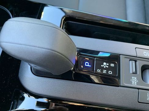 New 2026 Toyota Prius Plug-In Hybrid FWD image 25
