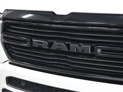 Used 2023 RAM 1500 Laramie AWD/4WD image 9