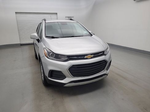 Used 2022 Chevrolet Trax LT w/ Driver Confidence Package AWD/4WD image 14