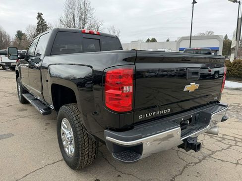 Used 2019 Chevrolet Silverado 2500 LTZ w/ Duramax Plus Package image 9