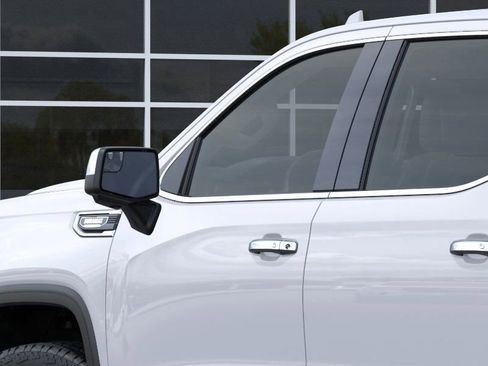 New 2026 GMC Sierra 1500 SLT image 17