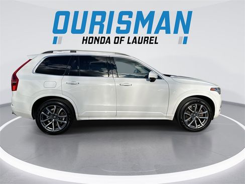 Used 2019 Volvo XC90 T5 Momentum w/ Multimedia Package image 9