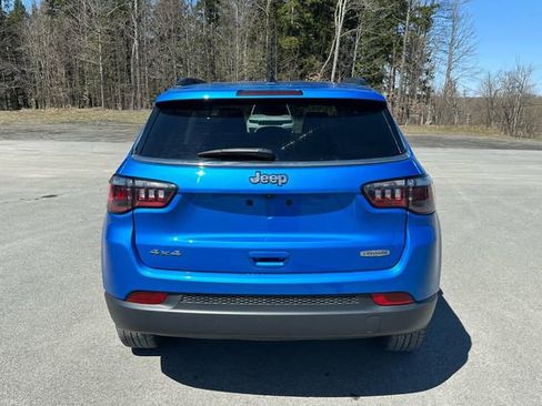 Used 2022 Jeep Compass Latitude w/ Convenience Group AWD/4WD image 4