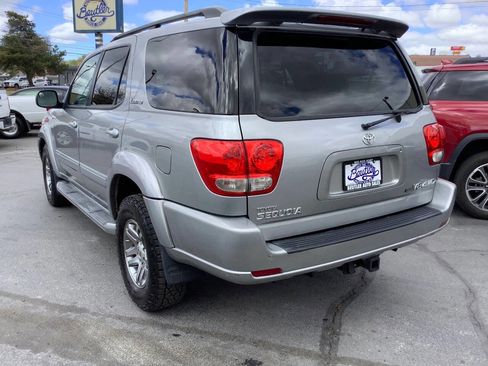 Used 2006 Toyota Sequoia Limited image 10