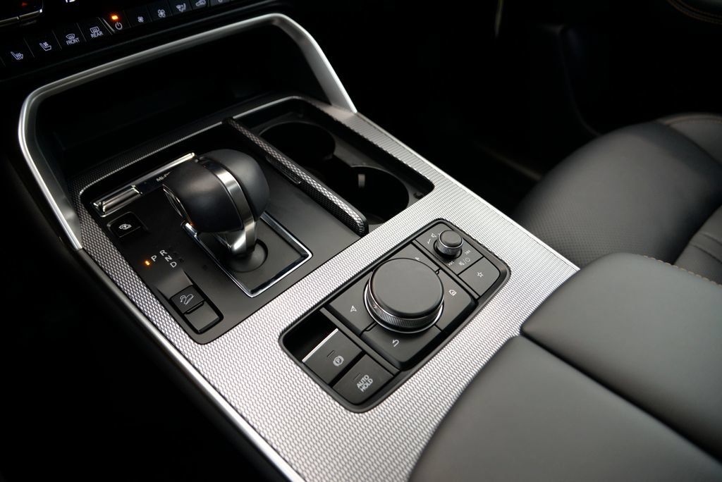 Certified 2026 MAZDA CX-90 Plug-In Hybrid w/ Preferred AWD/4WD image 25