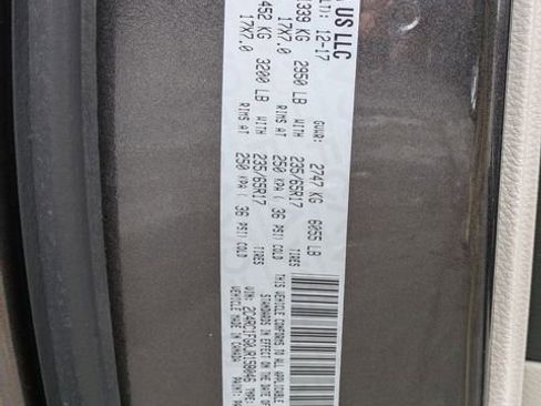 Certified 2018 Chrysler Pacifica Touring Plus image 32