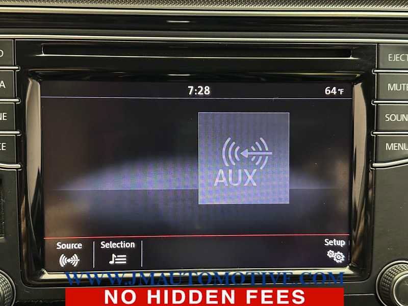 Used 2017 Volkswagen Passat 1.8T R-Line FWD image 23