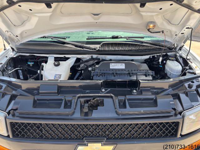 Used 2021 Chevrolet Express 2500 Extended w/ Enhanced Convenience Package RWD image 10