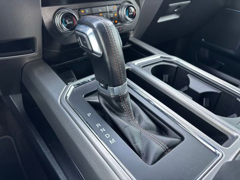 Used 2020 Ford F150 Platinum image 27