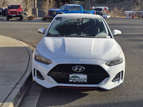 Used 2020 Hyundai Veloster Turbo image 5