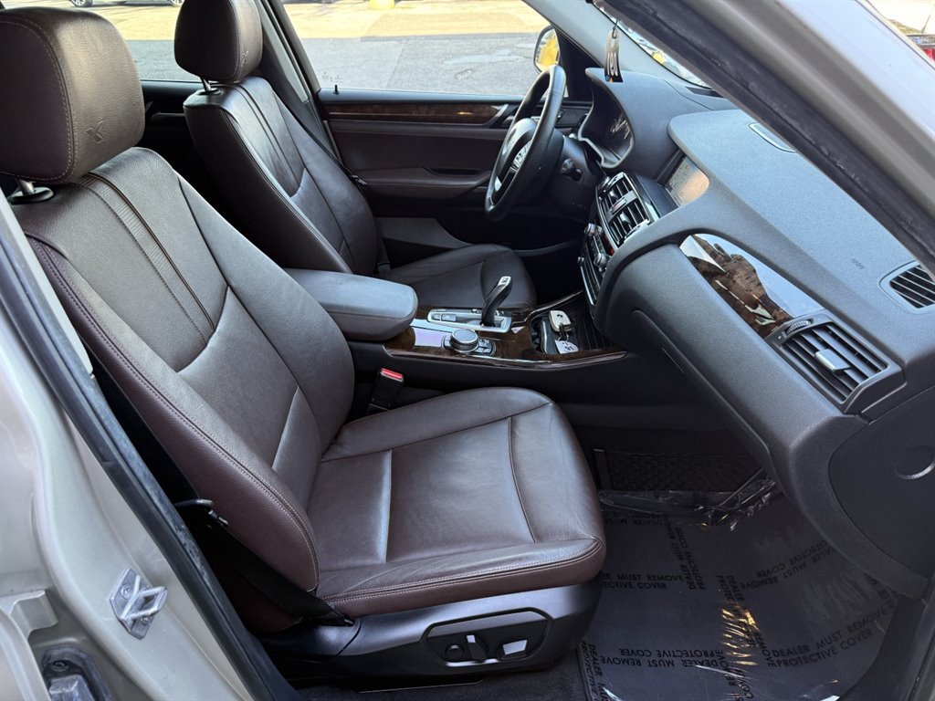 Used 2017 BMW X3 sDrive28i RWD image 17
