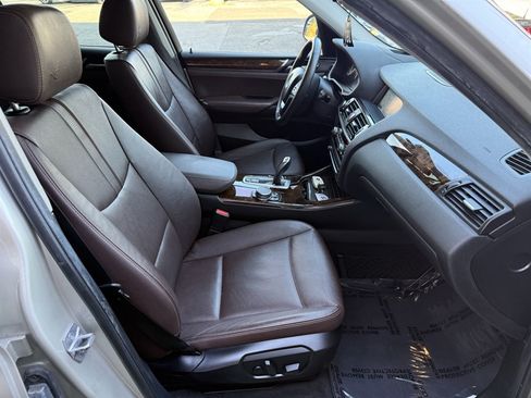 Used 2017 BMW X3 sDrive28i RWD image 17
