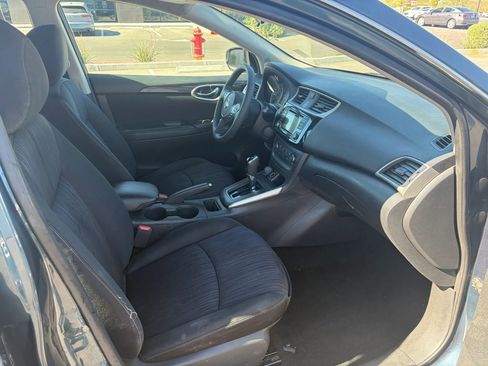 Used 2017 Nissan Sentra SV FWD image 13