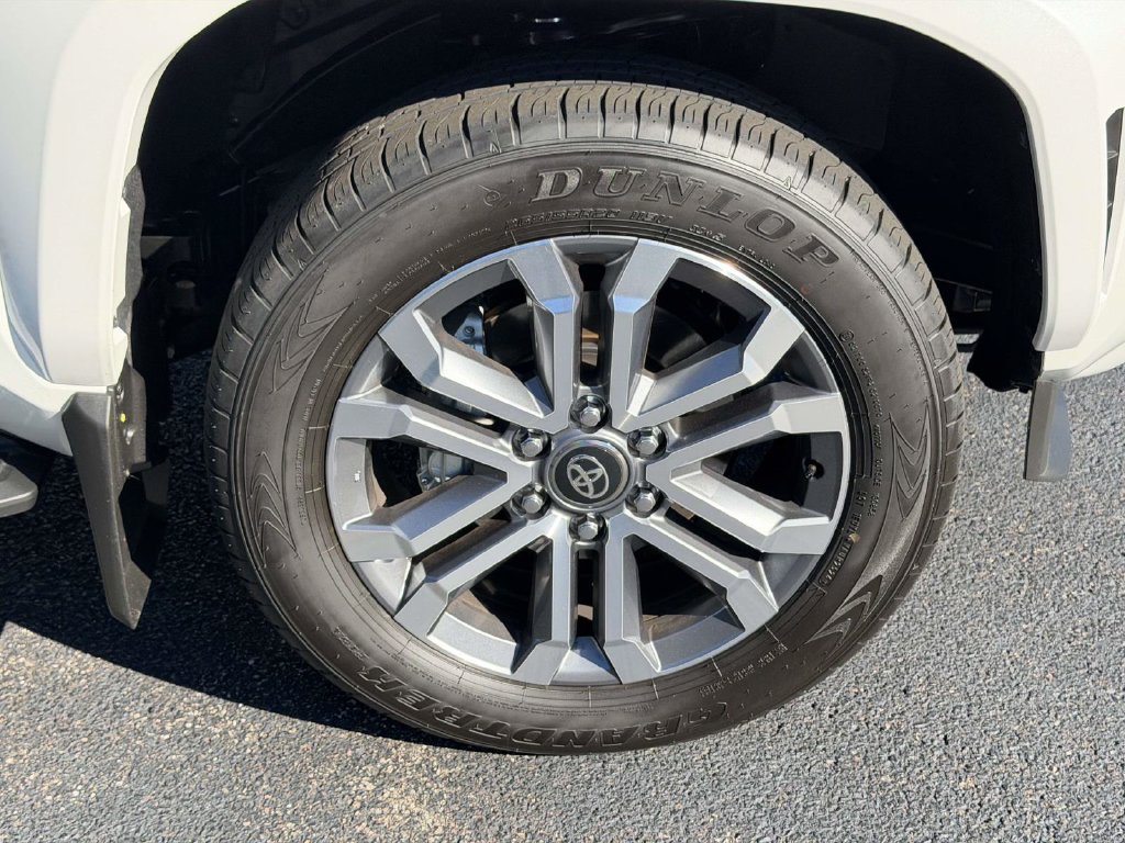 New 2026 Toyota 4Runner Limited AWD/4WD image 24