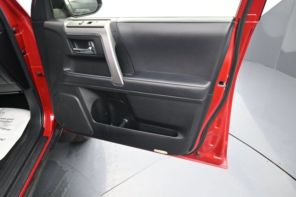 Used 2024 Toyota 4Runner SR5 AWD/4WD image 14
