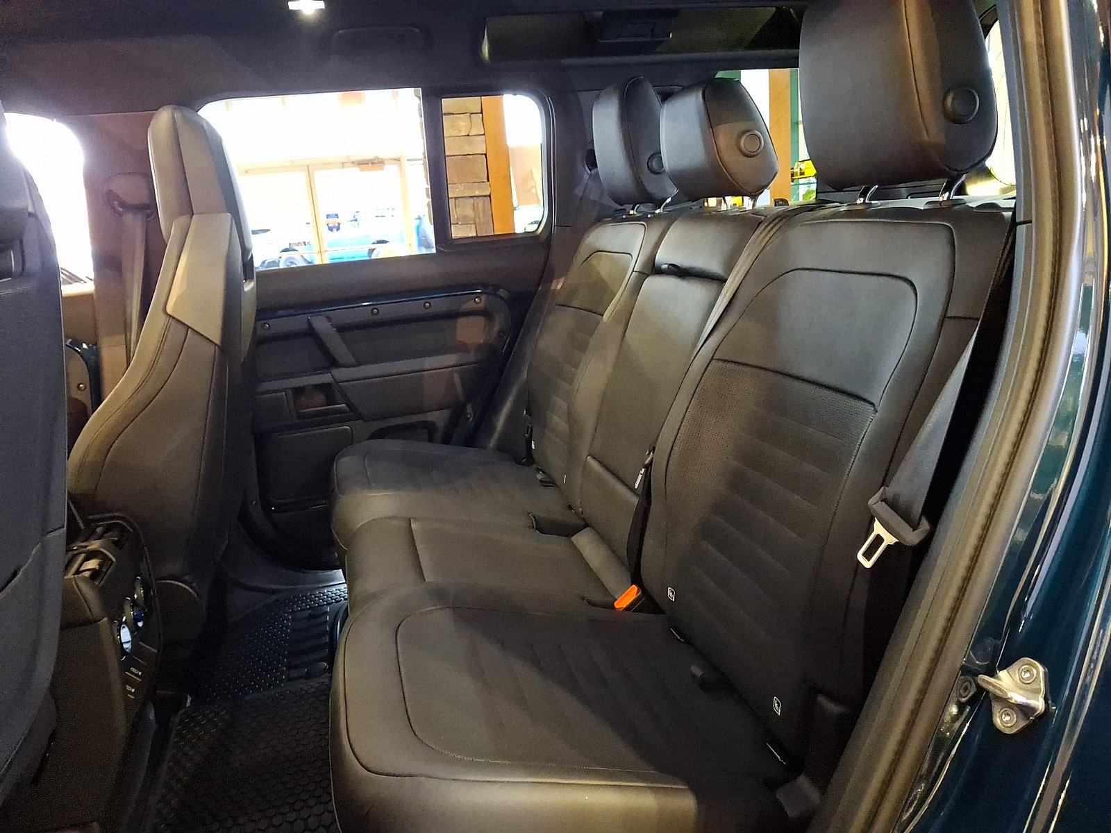 New 2026 Land Rover Defender 110 OCTA AWD/4WD image 3