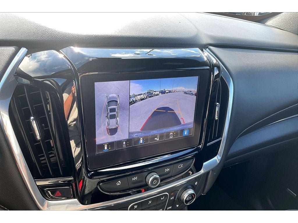Used 2023 Chevrolet Traverse Premier FWD image 23