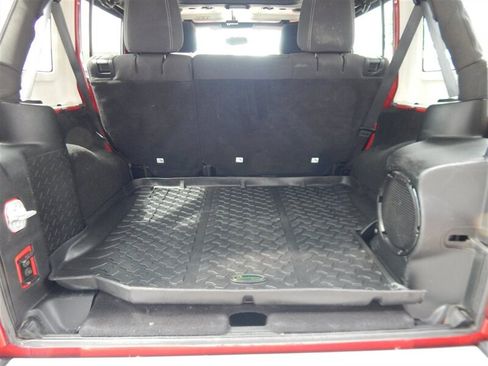 Used 2014 Jeep Wrangler Unlimited Sahara AWD/4WD image 11