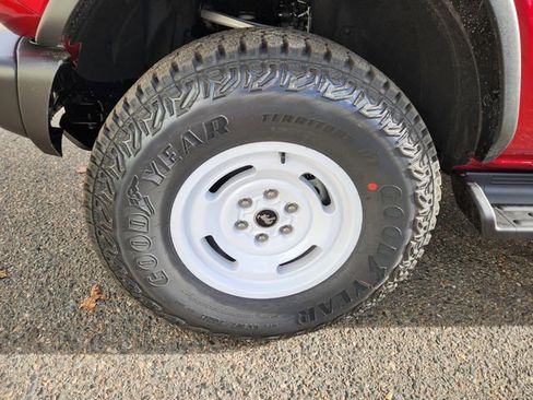 New 2025 Ford Bronco Heritage Edition image 19