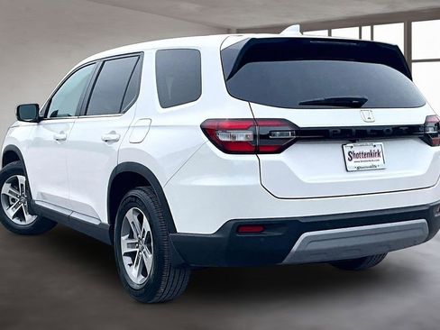 New 2025 Honda Pilot EX-L image 3
