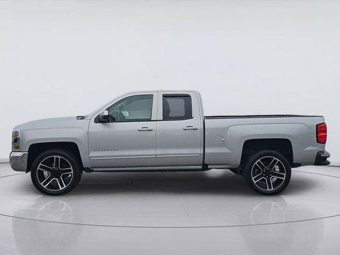Used 2018 Chevrolet Silverado 1500 LT w/ LPO, Black Pack AWD/4WD image 2