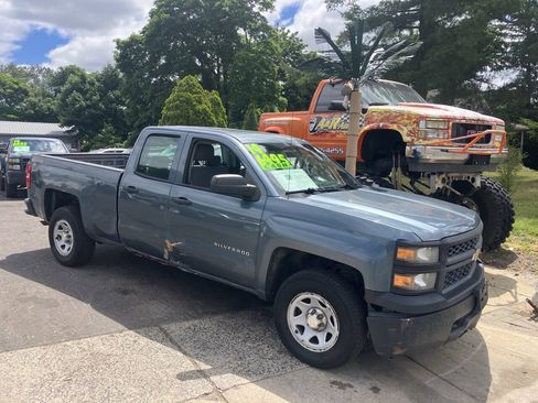 Used 2014 Chevrolet Silverado 1500 W/T w/ Trailering Package AWD/4WD image 2