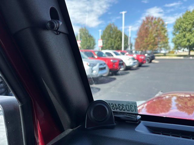 Used 2012 Jeep Wrangler Unlimited Sport AWD/4WD image 17