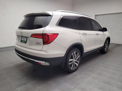 Used 2018 Honda Pilot Elite image 9