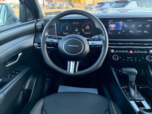 Used 2025 Hyundai Santa Cruz SEL image 19