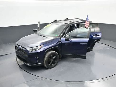 Used 2020 Toyota RAV4 XSE image 77
