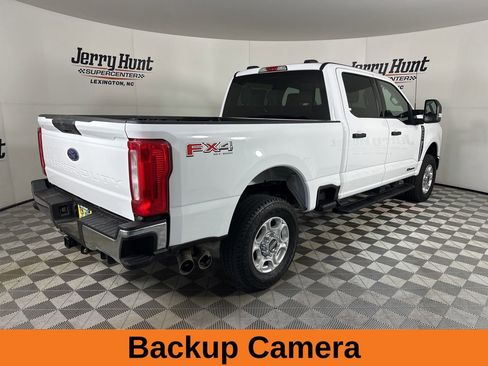 Used 2025 Ford F250 XLT w/ FX4 Off-Road Package image 7